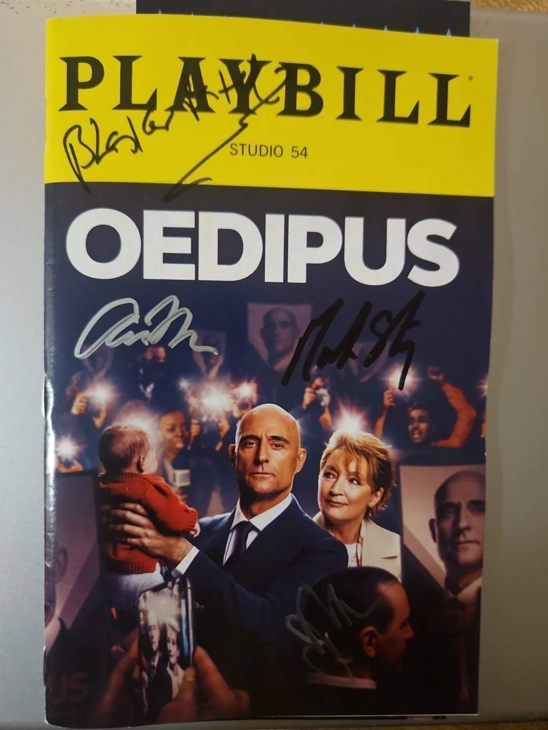 Mark Strong, cast — Oedipus Cast Signed Broadway Playbill - 4 Signatures - Mark Strong ⁴