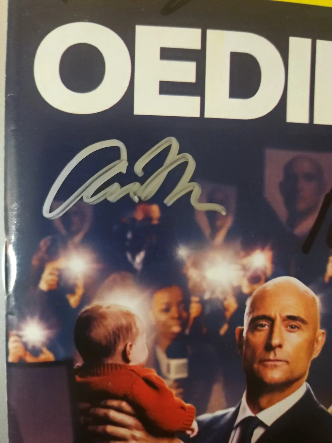 Mark Strong, cast — Oedipus Cast Signed Broadway Playbill - 4 Signatures - Mark Strong ⁴, изображение 4