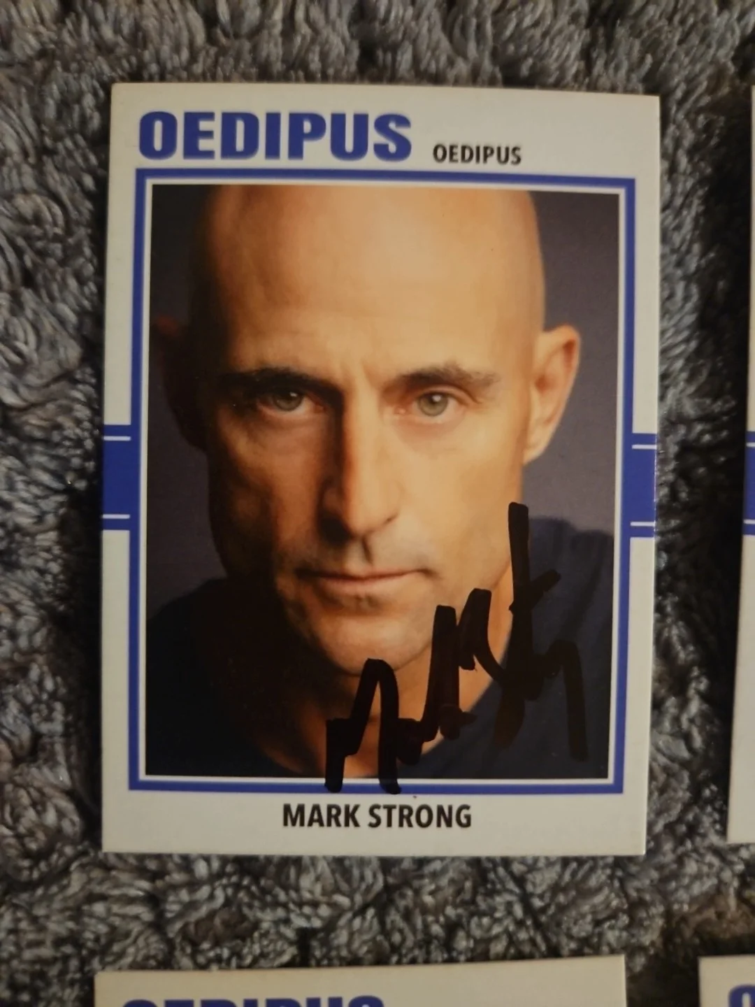 Mark Strong, cast — Oedipus Cast Signed Custom Cards - 4 Signatures - Mark Strong - Broadway, изображение 2