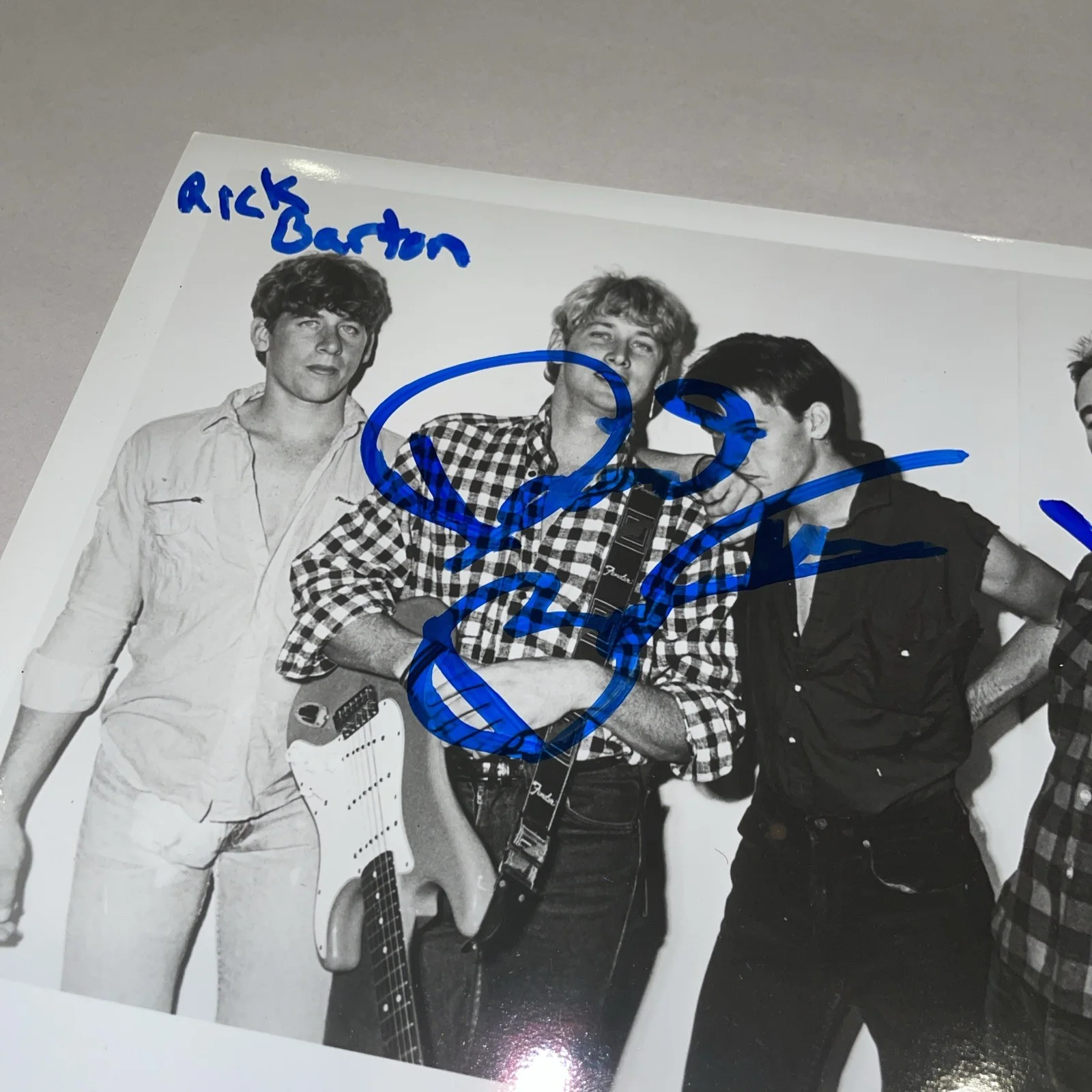 The Outlets Band Autographed Promo 8x10 Photo Decade Pittsburgh Venue, изображение 2