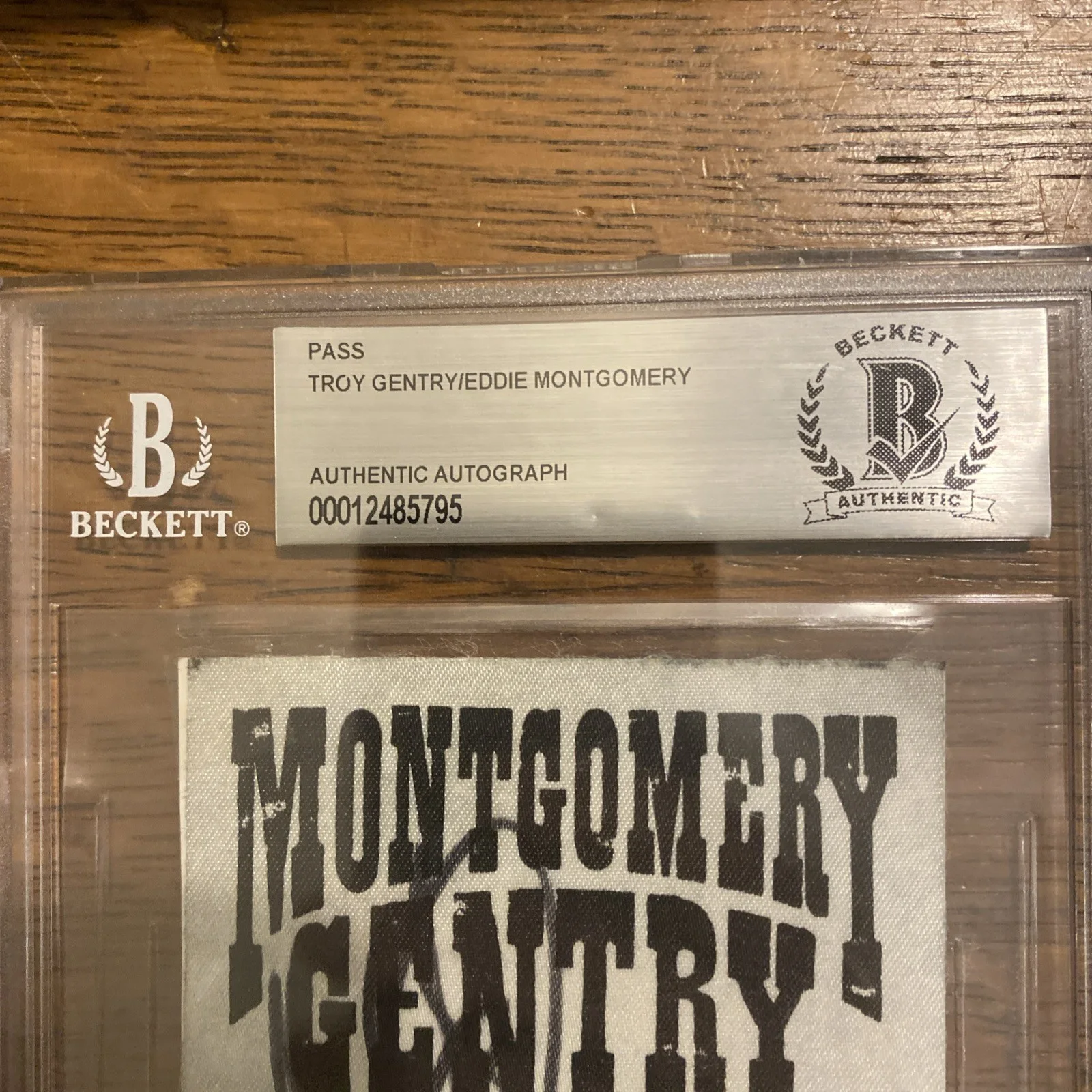 Troy Gentry Eddie Montgomery 2002 Backstage Pass Auto Signed Beckett Authentic, image 3