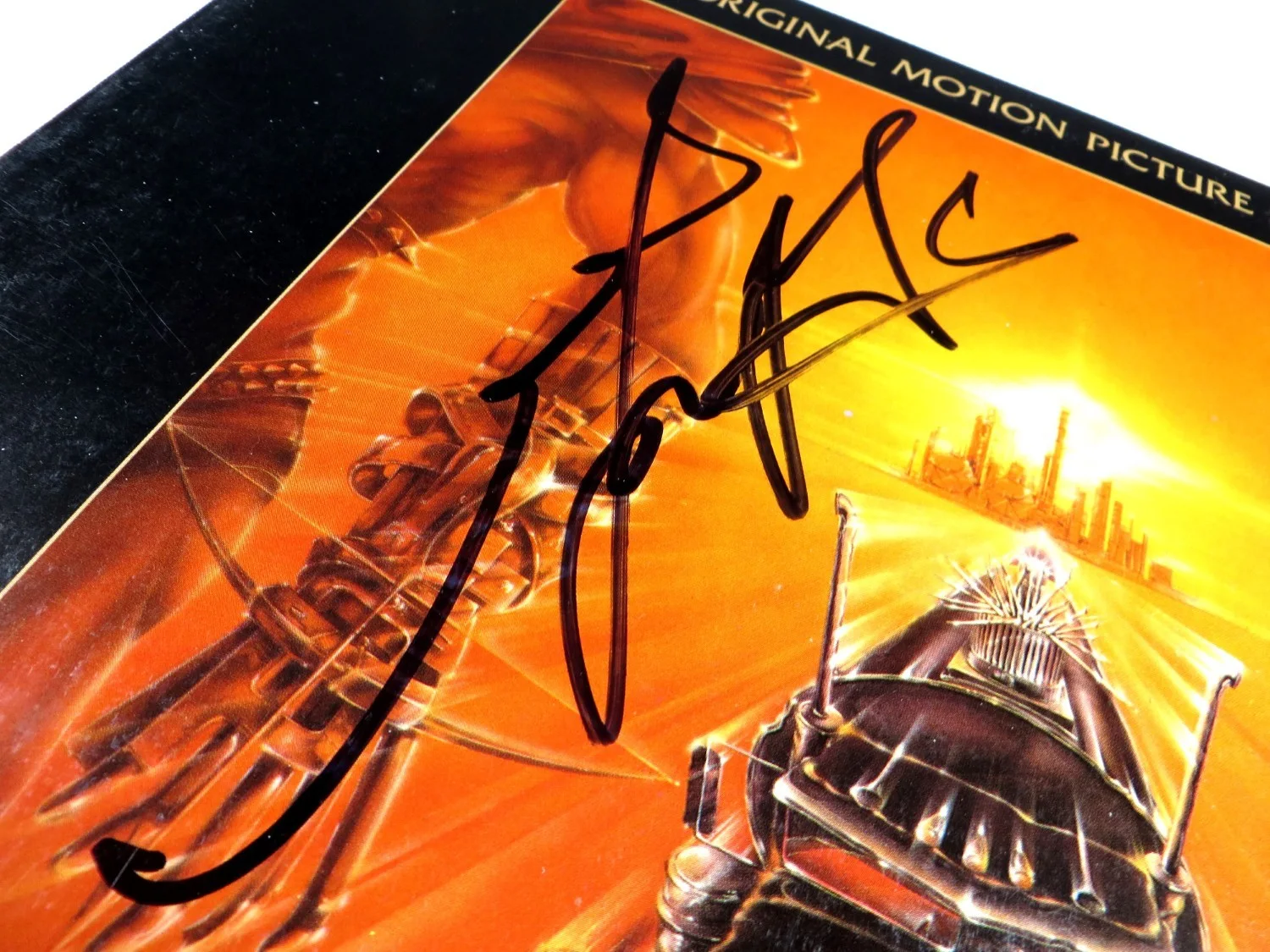 Mel Gibson — Mel Gibson Signed Autographed Record Album Cover The Road Warrior BAS AE48407, image 2