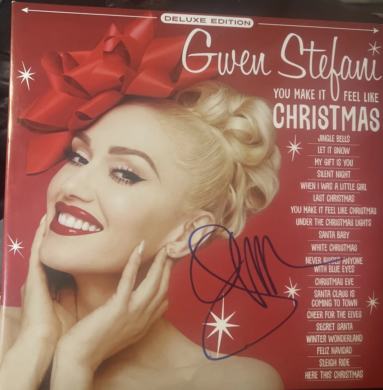Gwen Stefani Signed Autographed You Make It Feel Like Christmas, image 3