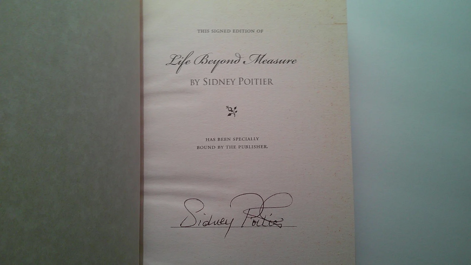 Sidney Poitier — *SIDNEY POITIER SIGNED LTD/ED. *LIFE BEYOND MEASURE* - *A RAISIN IN THE SUN**, изображение 2