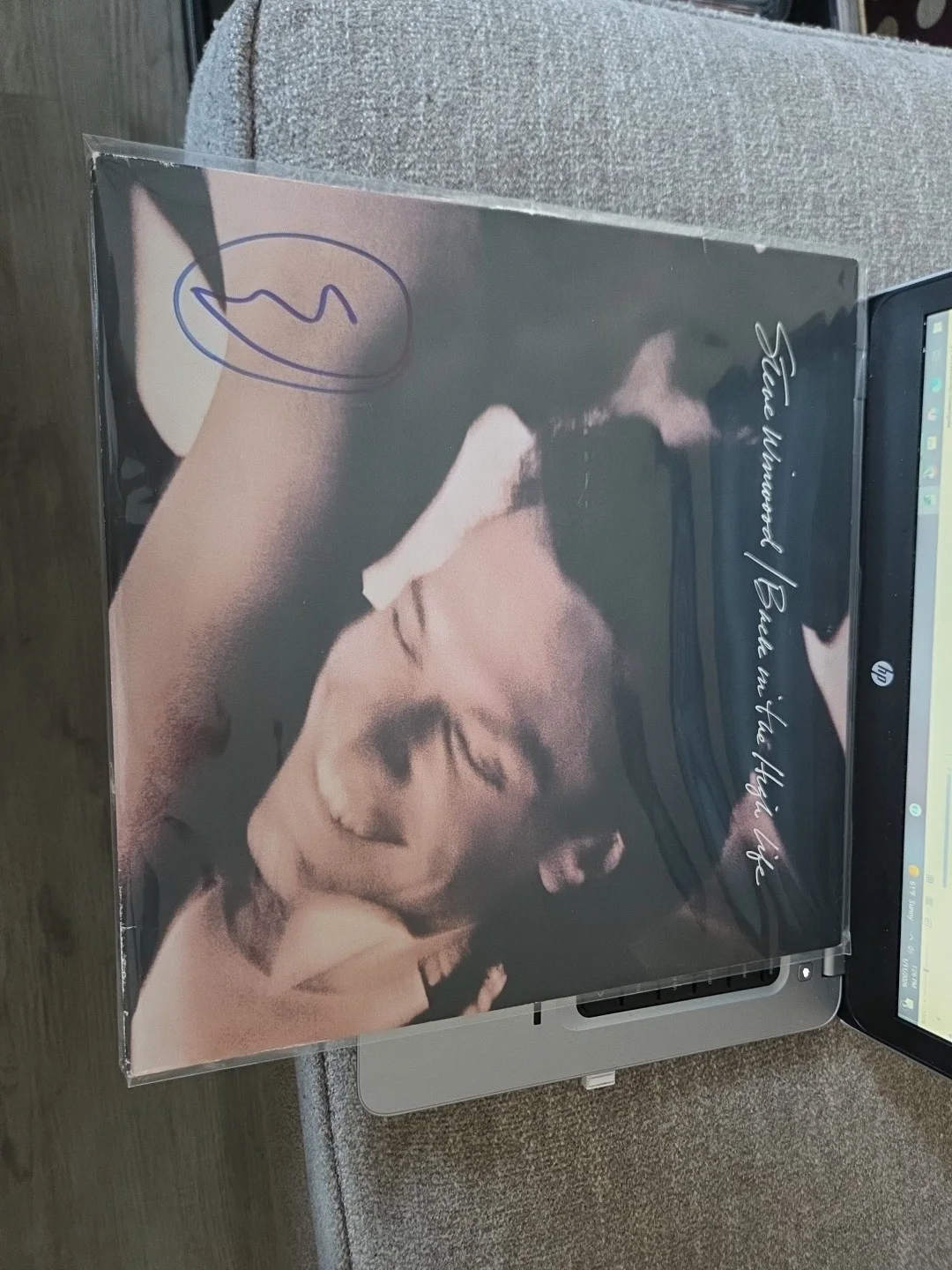 Steve Winwood REAL SIGNED Back in the High Life Vinyl Record JSA Autographed, изображение 3