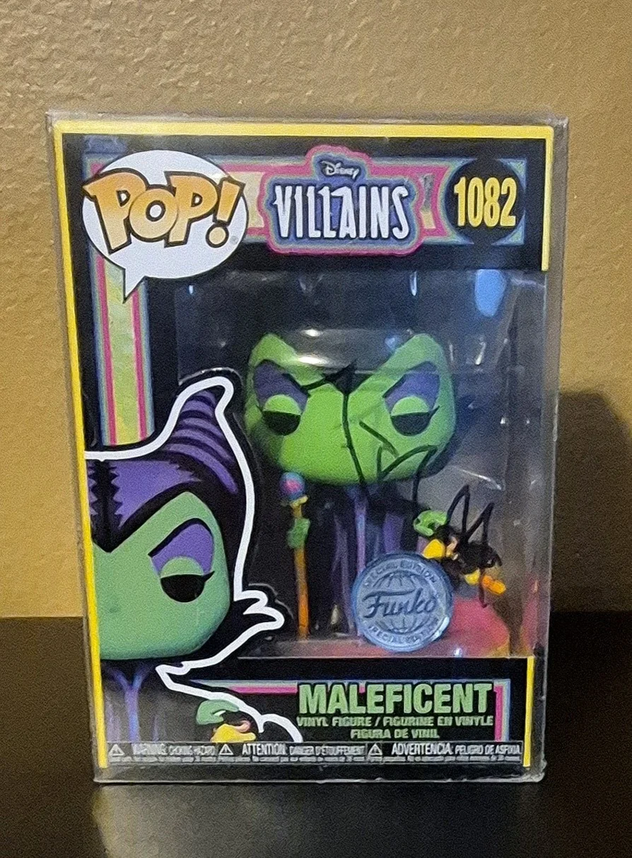 ANGELINA JOLIE — ANGELINA JOLIE SIGNED AUTOGRAPHED MALEFICENT FUNKO POP 1082 BECKETT AUTHENTIC