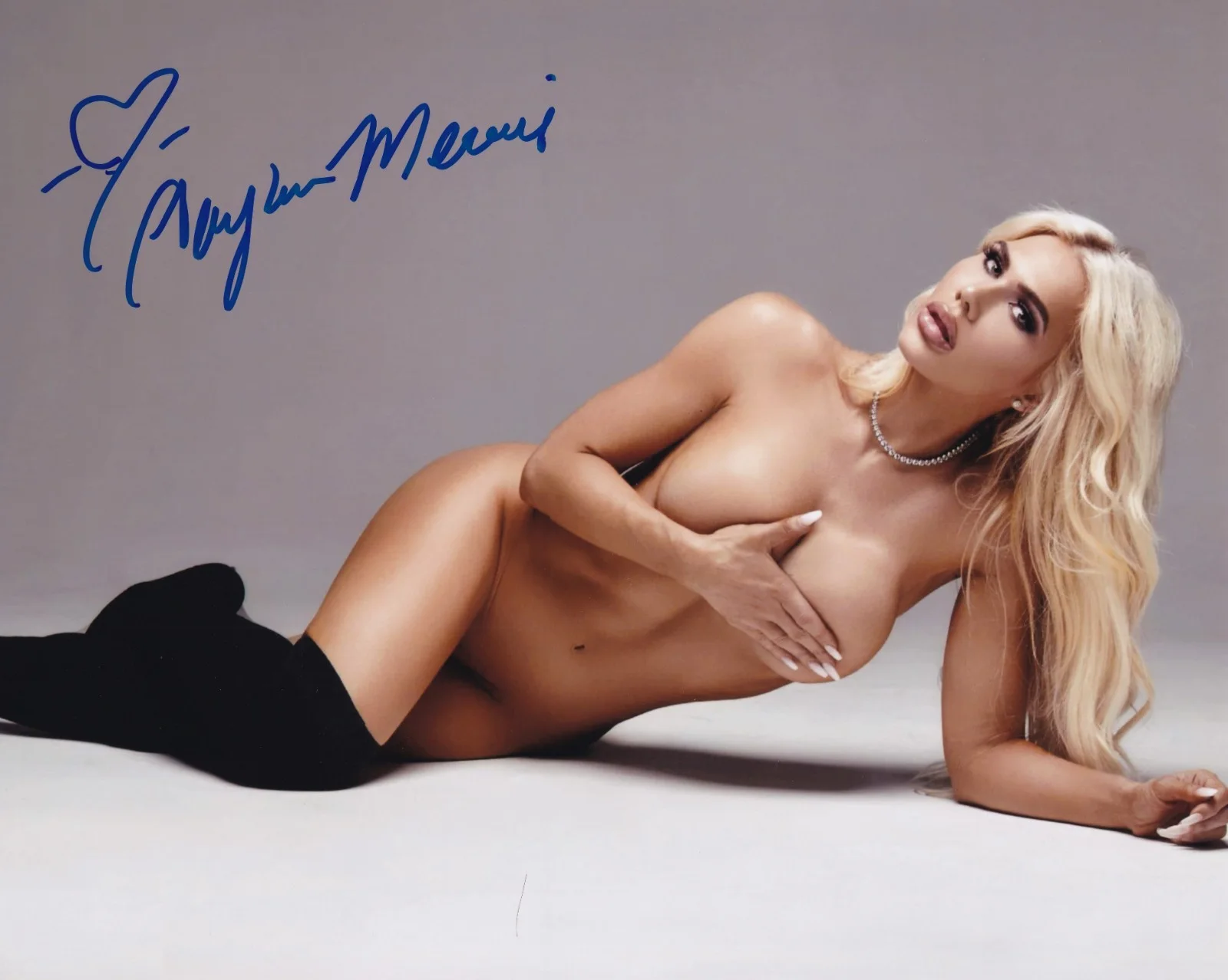 Tayler Mercier — Tayler Mercier Signed 8x10 Photo Playboy Playmate & Magazine Cover Model Auto 57
