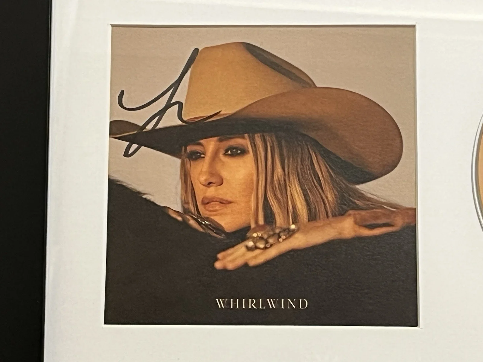 LAINEY WILSON SIGNED & FRAMED WHIRLWIND CD DISPLAY AUTOGRAPH COA A, image 4