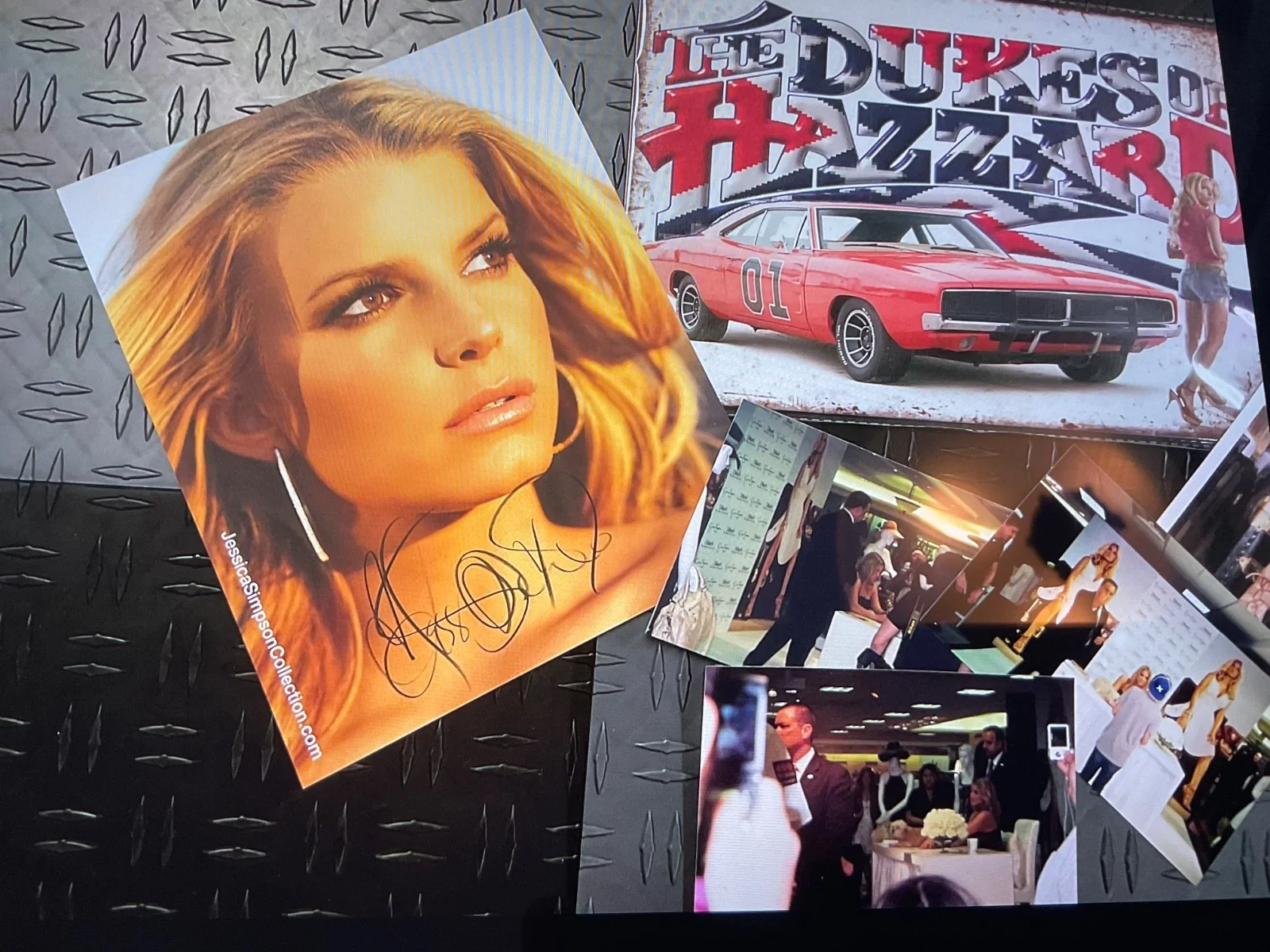 Jessica Simpson daisy duke — DUKES OF HAZZARD DAISY DUKE HOT JESSICA SIMPSON *AUTOGRAPHED* PICTURE AND SIGN, изображение 2