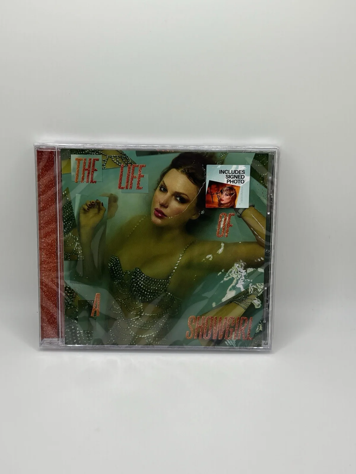 Taylor Swift Life Of A Showgirl Signed CD Photo 1, изображение 2