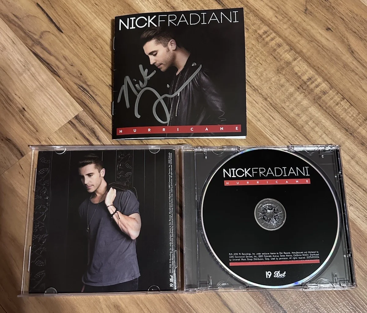 (SIGNED BOOKLET INCLUDED) Nick Fradiani Hurricane CD - USED GREAT CONDITION, image 4