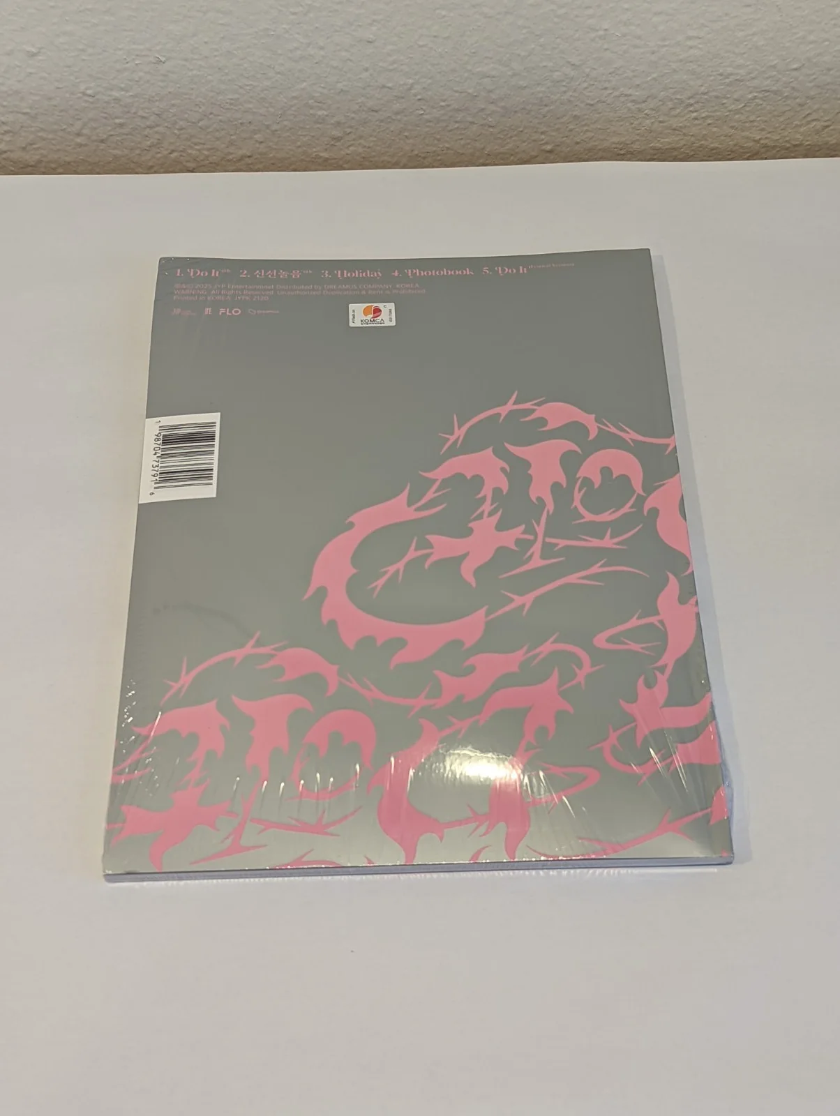 STRAY KIDS SKZ IT TAPE 'DO IT' ('IT VER.') (SIGNED), image 2