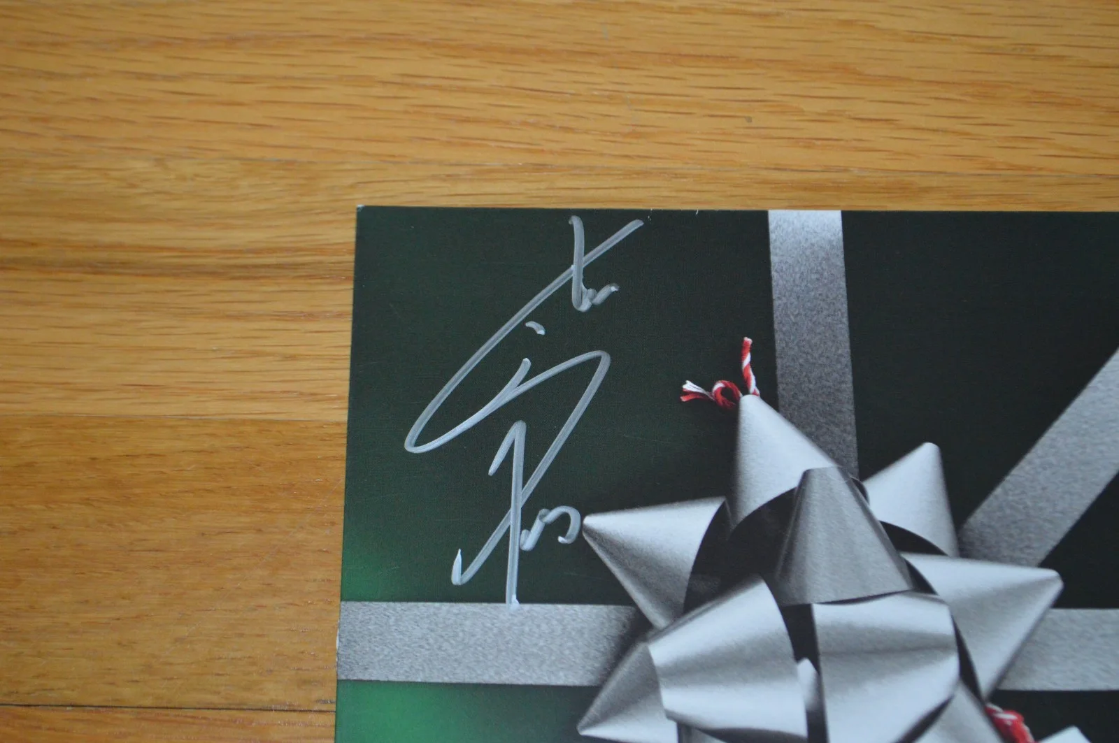 Steve Perry Autographed "Silver Bells" Vinyl 45 Cover with JSA COA ~ Journey, изображение 3