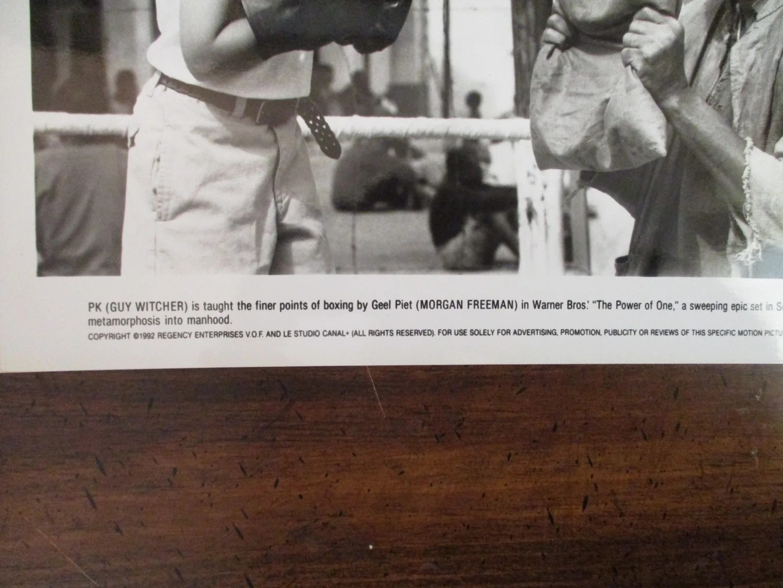 Morgan Freeman/Guy Witcher(THE POWER OF ONE)1992 10 X8 Black & White Press Photo, image 2