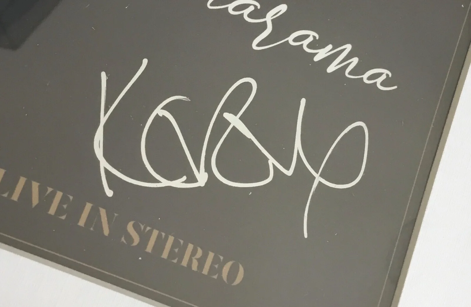 Bananarama Sara Keren Signed Autograph Live In Stereo Music CD Framed JSA COA, image 3