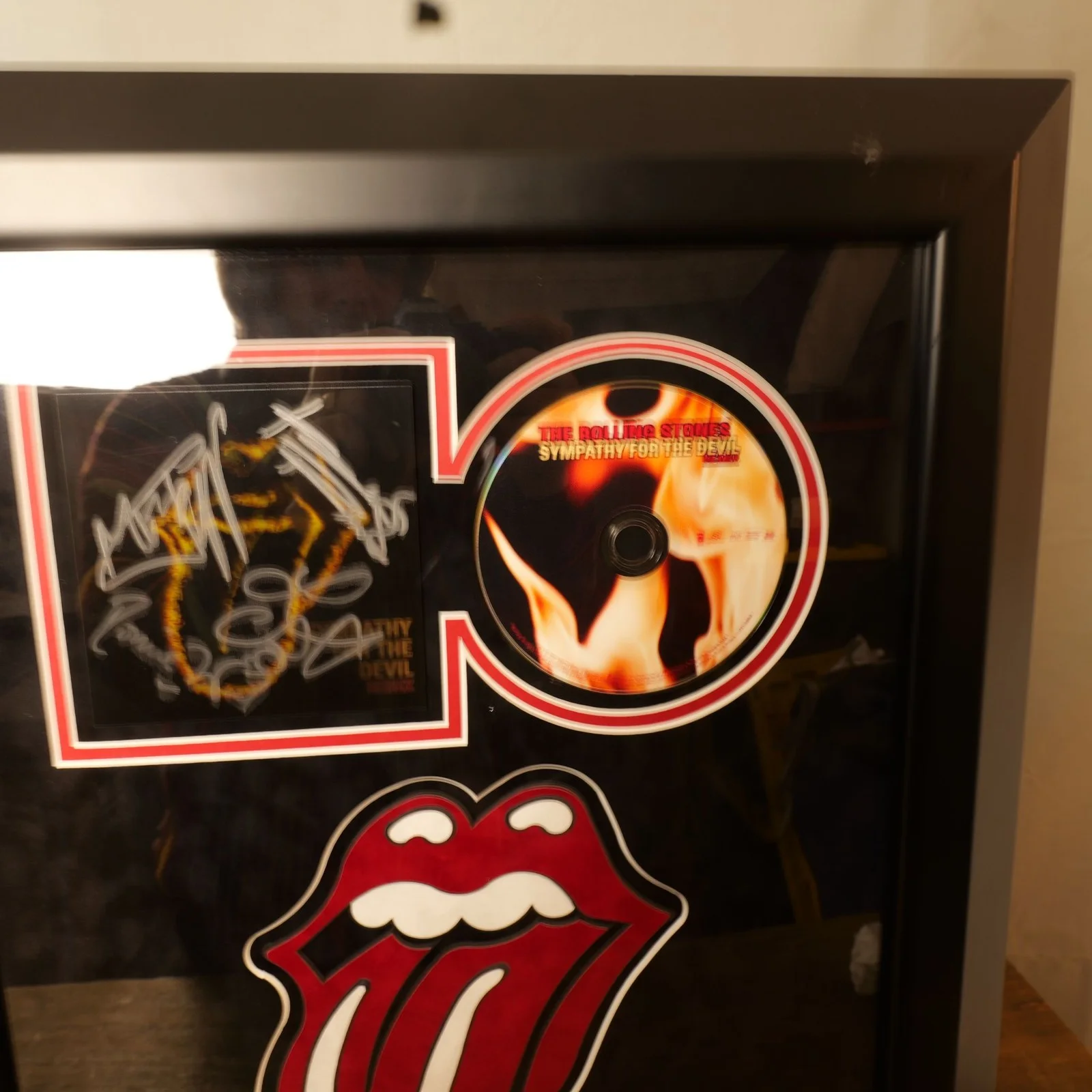 The Rolling Stones — Rolling Stones Full Band Framed Autographed CD Display Tongue COA Rock HOF, image 2