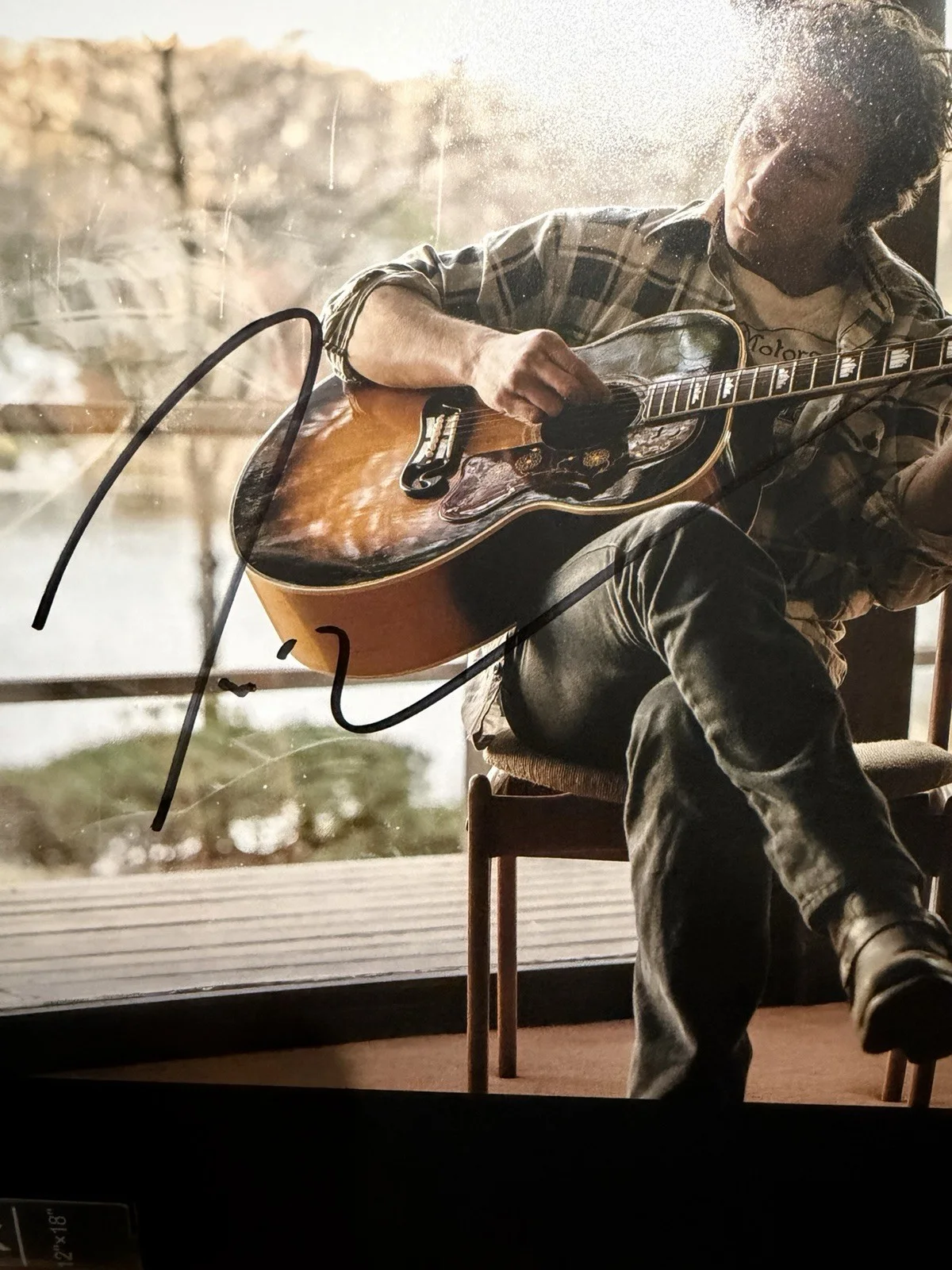 Jeremy Allen White — JEREMY ALLEN WHITE SIGNED 8X10 DELIVER ME FROM NOWHERE SPRINGSTEEN PHOTO BAS-C, изображение 2