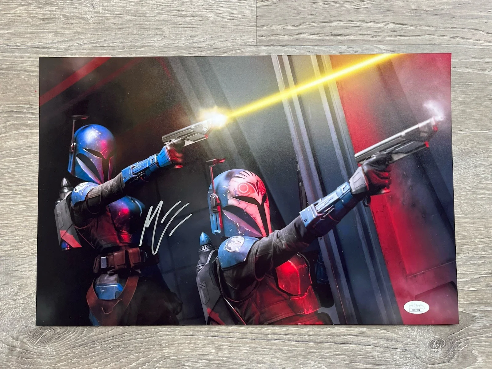 Mercedes Varnado — Mercedes Varnado Signed 11x17 Photo JSA COA Star Wars Mandalorian Sasha Banks, изображение 2