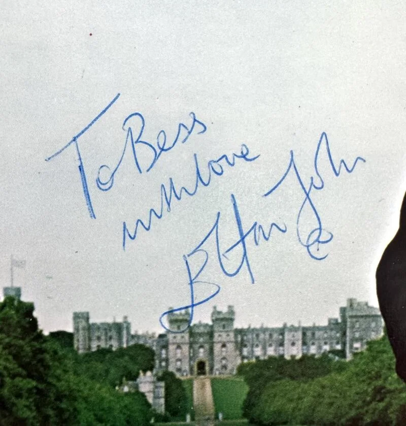 Elton John — Elton John Signed Autograph Album Vinyl Record LP - A Single Man w/ JSA COA, изображение 3