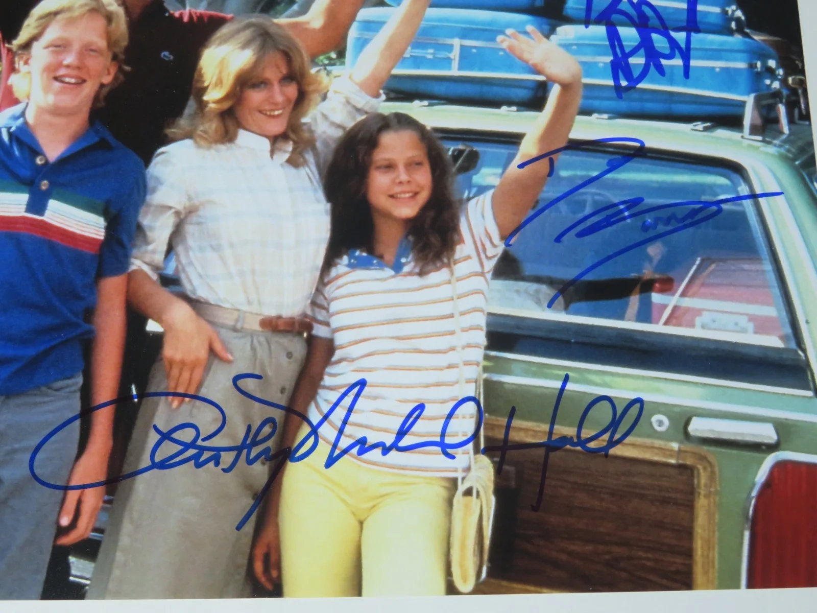 Chevy Chase NATIONAL LAMPOON'S VACATION Signed Autograph 11x14 Photo by 4 JSA, image 3