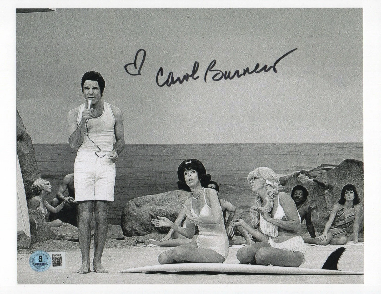 Carol Burnett — Carol Burnett autographed signed 8x10 photo Beckett BAS COA Sexy Hot Show Rare