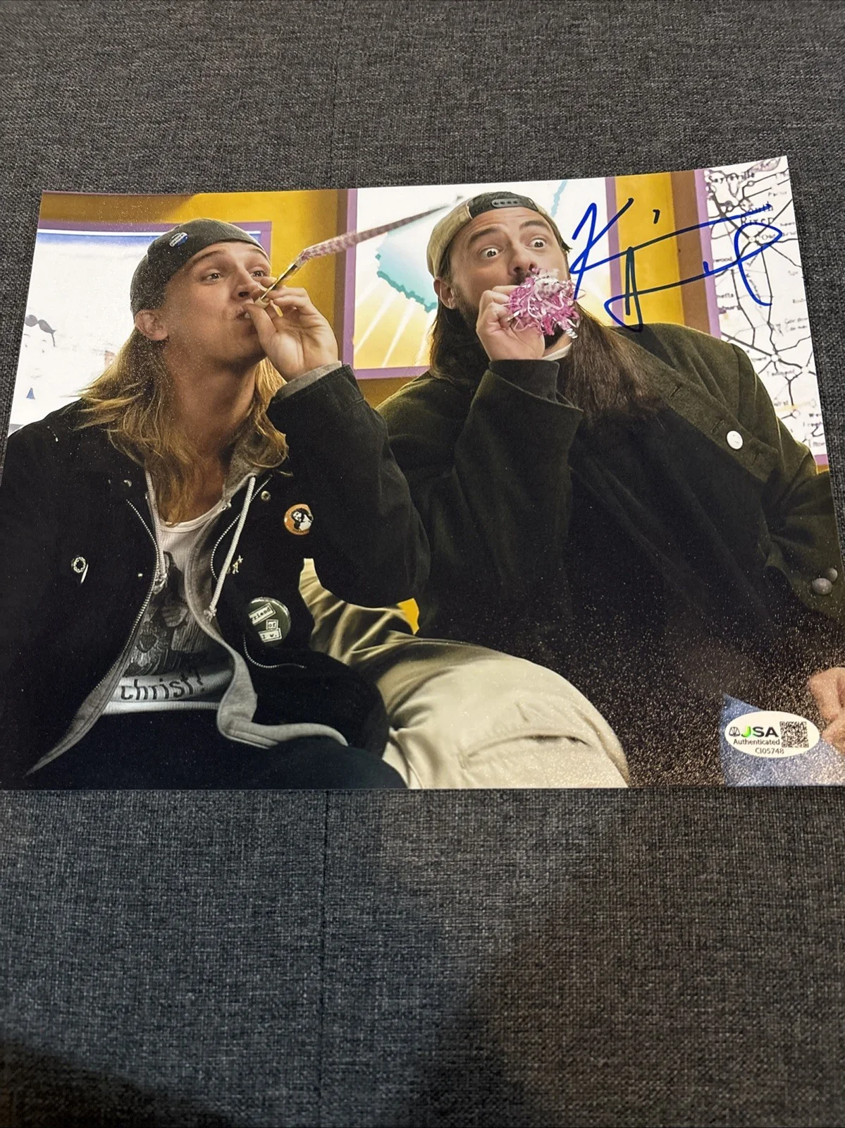 Kevin Smith — Kevin Smith Autographed 8x10 Photo Silent Bob Clerks JSA A