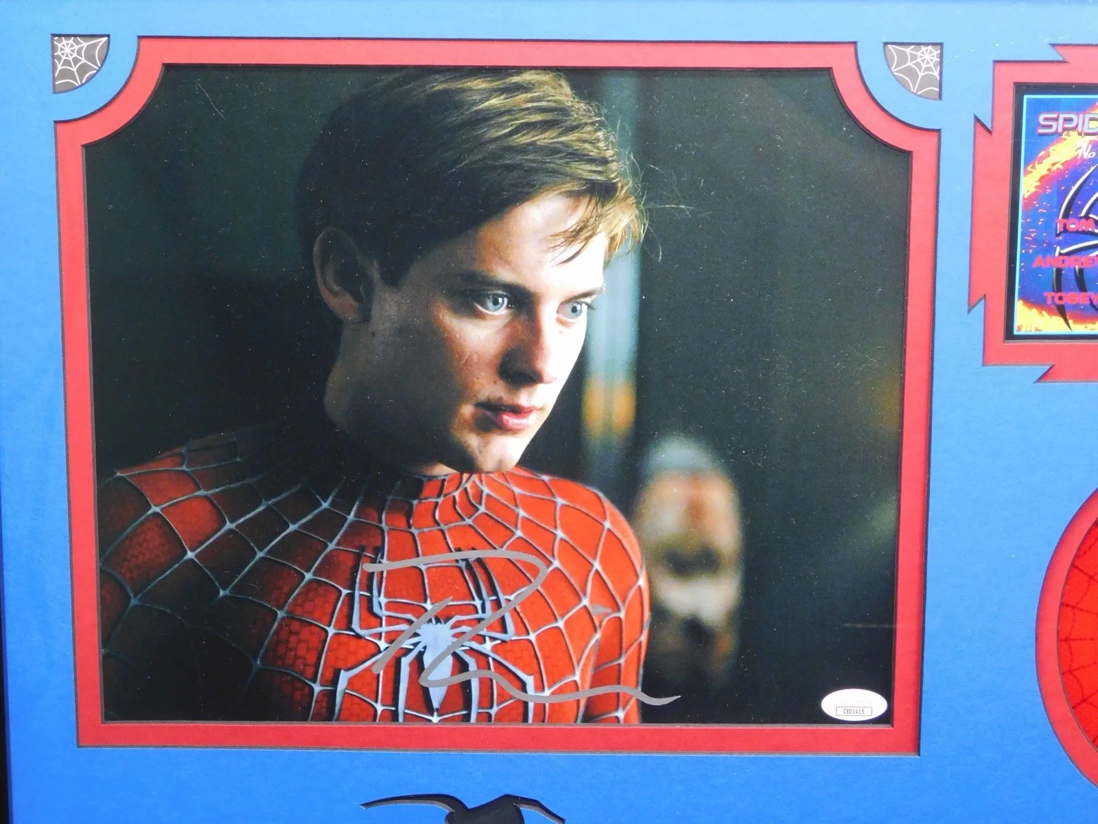 Tobey Maguire Andrew Garfield Tom Holland — Spider-Man Tobey Maguire Tom Holland Andrew Garfield Signed 8x10 Framed JSA, image 2