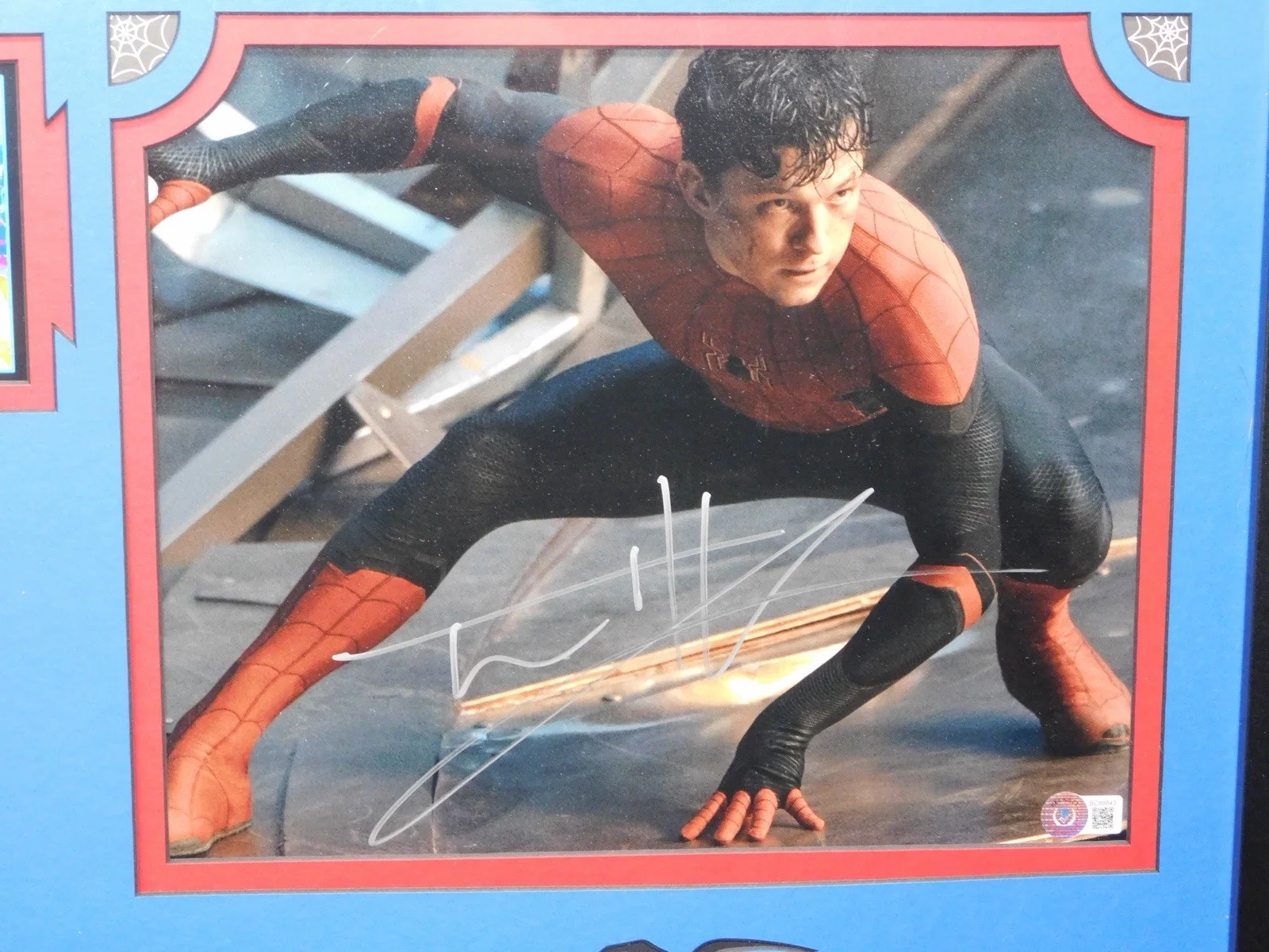 Tobey Maguire Andrew Garfield Tom Holland — Spider-Man Tobey Maguire Tom Holland Andrew Garfield Signed 8x10 Framed JSA, image 5