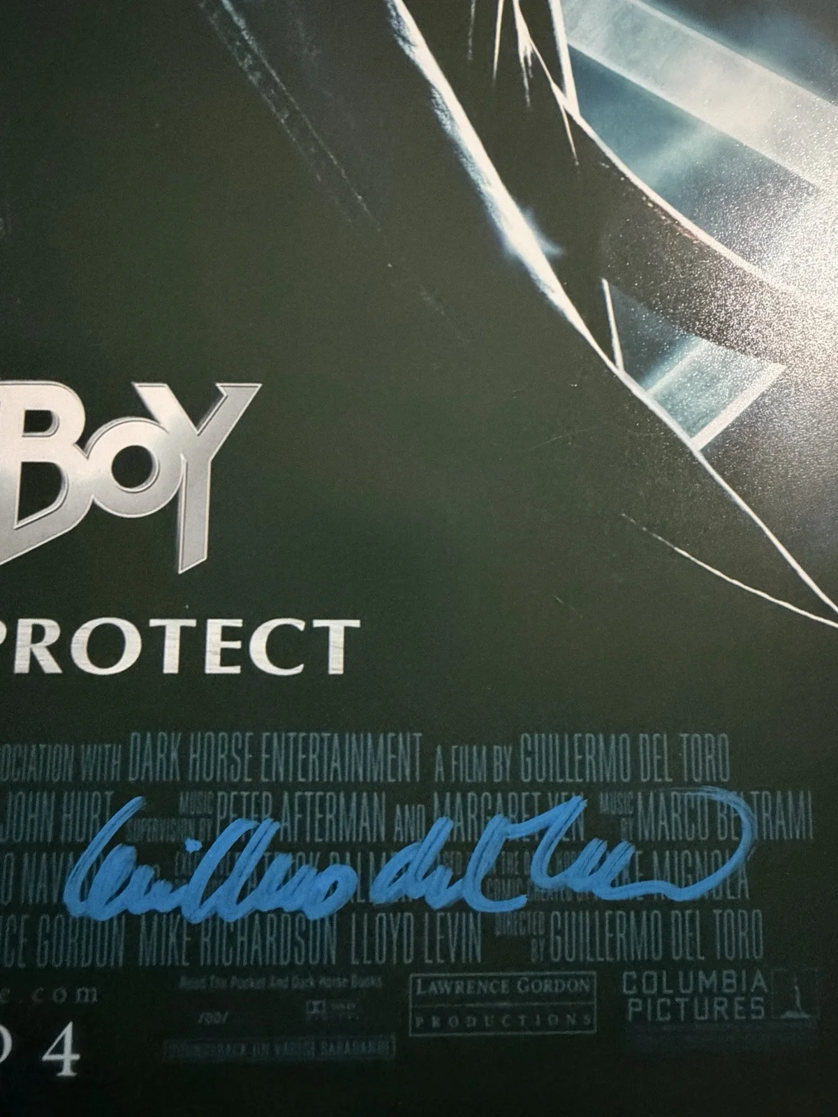 Guillermo Del Toro — GUILLERMO DEL TORO SIGNED AUTOGRAPH 12x18 HELLBOY PHOTO BECKETT-A, изображение 3
