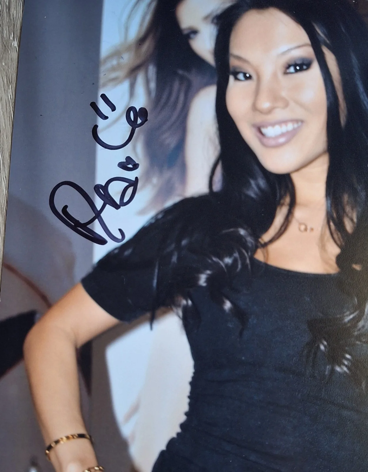 ASA AKIRA Signed 8x12" PHOTO #5 - Little Black Dress, изображение 2