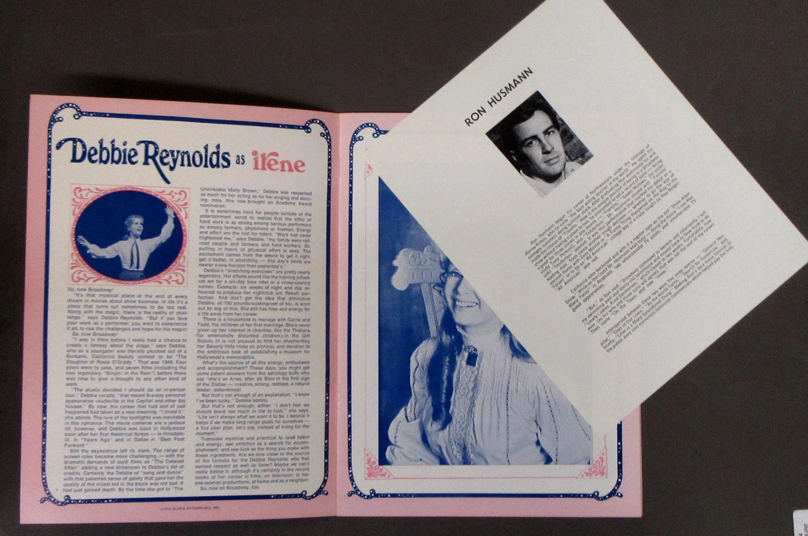 Debbie Reynolds — 1973 DEBBIE REYNOLDS autographed "Irene" Souvenir Album musical movie star wb, изображение 4