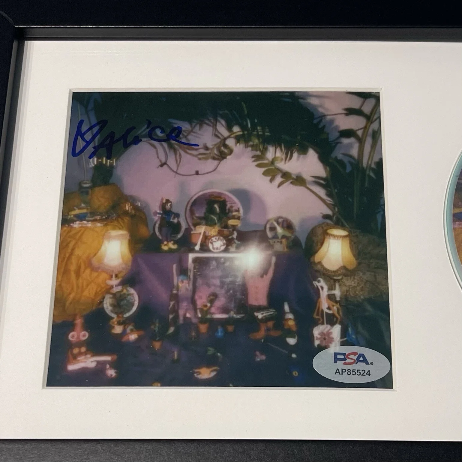 ALICE PHOEBE LOU SIGNED STRONGBOI SELF TITLED CD ALBUM AUTOGRAPH FRAMED PSA COA, изображение 2