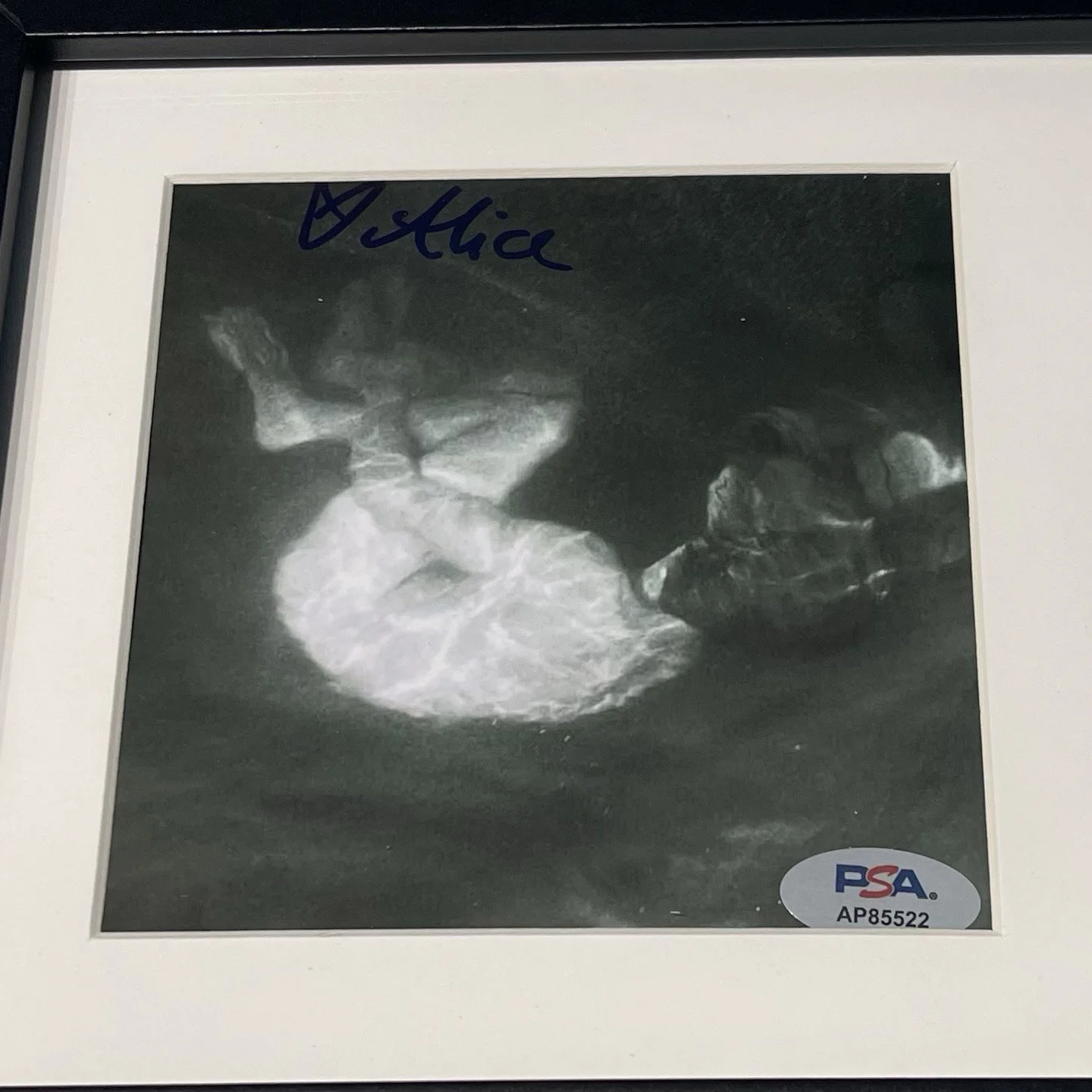 ALICE PHOEBE LOU SIGNED GLOW CD ALBUM AUTOGRAPH STRONGBOI FRAMED PSA COA, изображение 2