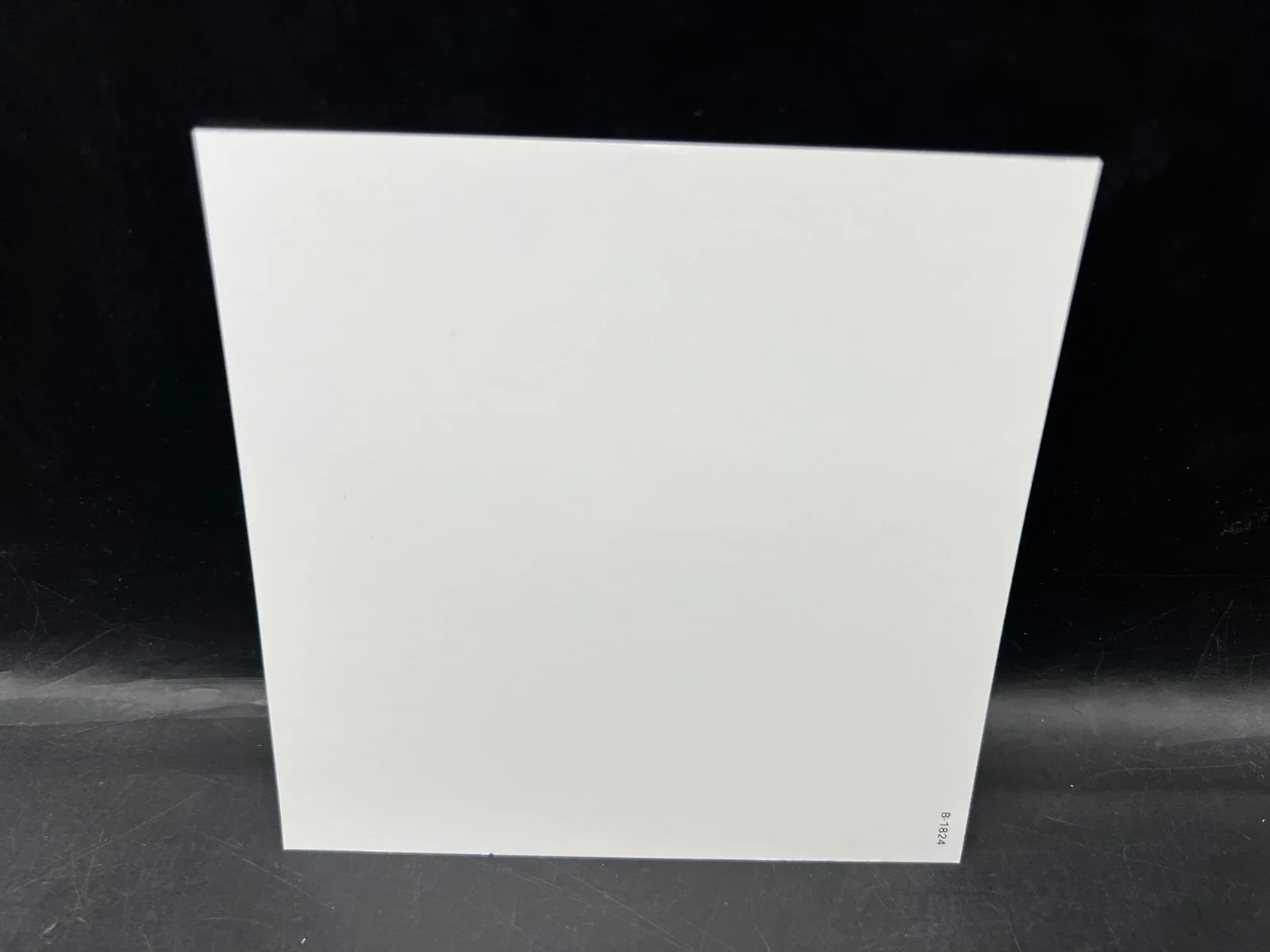 RARE DOUBLE HEART Taylor Swift Signed The Life of a Showgirl CD Album Photo #2, изображение 2