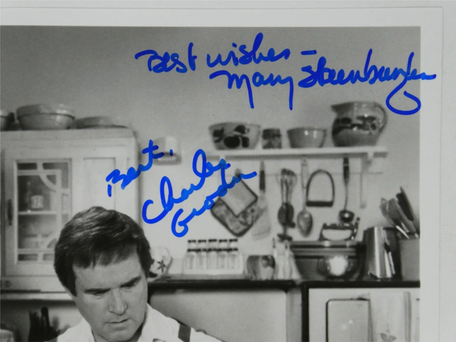 Mary Steenburgen — Mary Steenburgen Charles Grodin Signed 8x10 Promo Photo It Runs In The Family, image 2