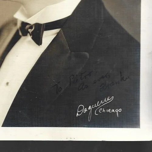pre 1940 lot of 5 hand signed 8 x 10 photos I can not identify, изображение 3