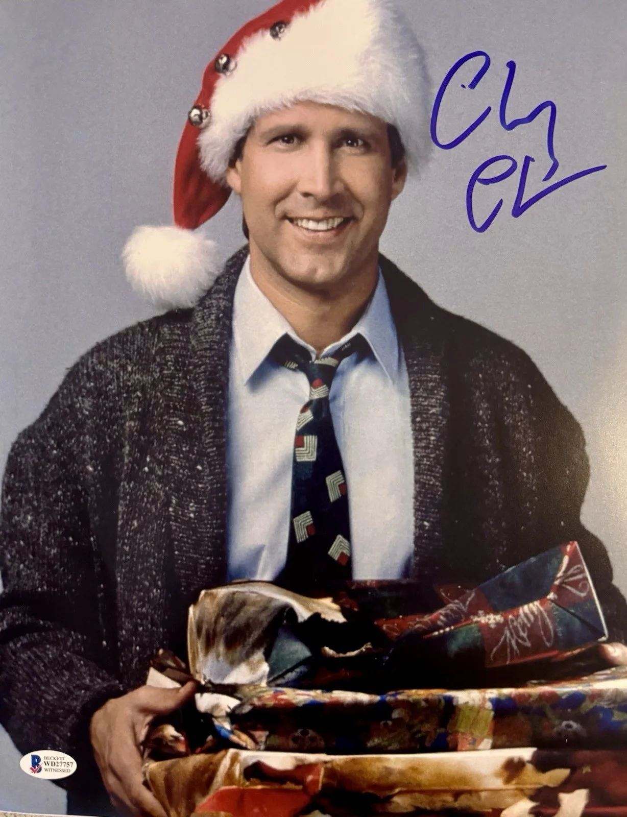 Chevy Chase — Chevy Chase Signed 11x14 Photo Christmas Vacation BAS Autograph Authentic Clark