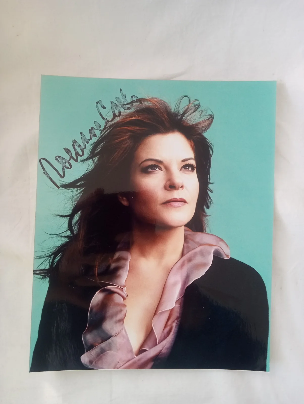 Rosanne Cash ~ Autographed Signed Color 8x10 Photo, image 2
