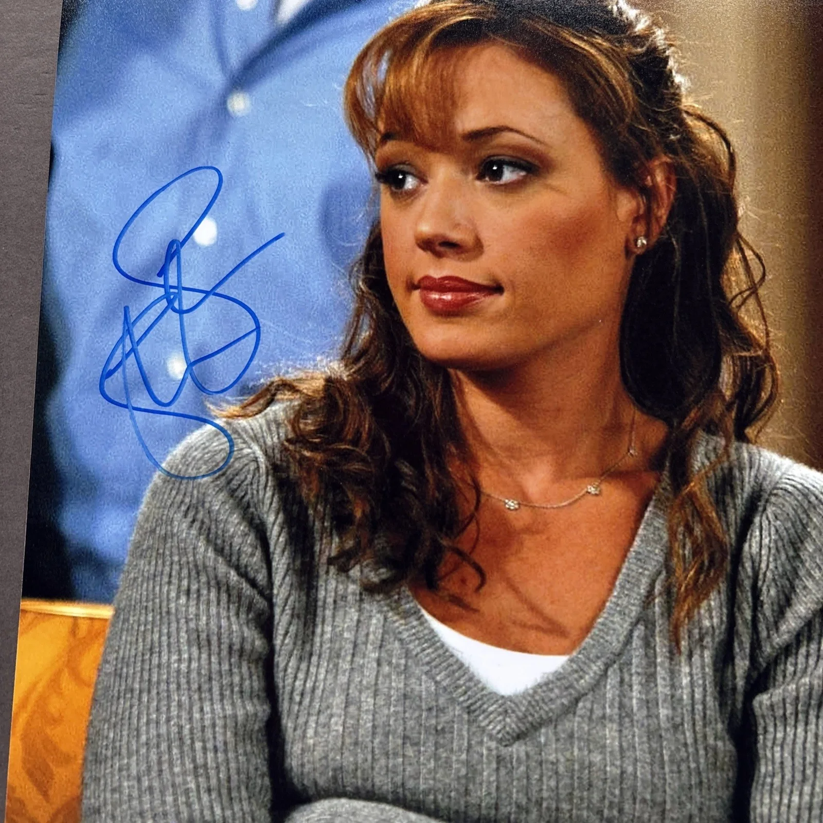 Leah Remini — Leah Remini Autographed Signed 8x10 Photo - King of Queens - Beckett Hologram, изображение 3