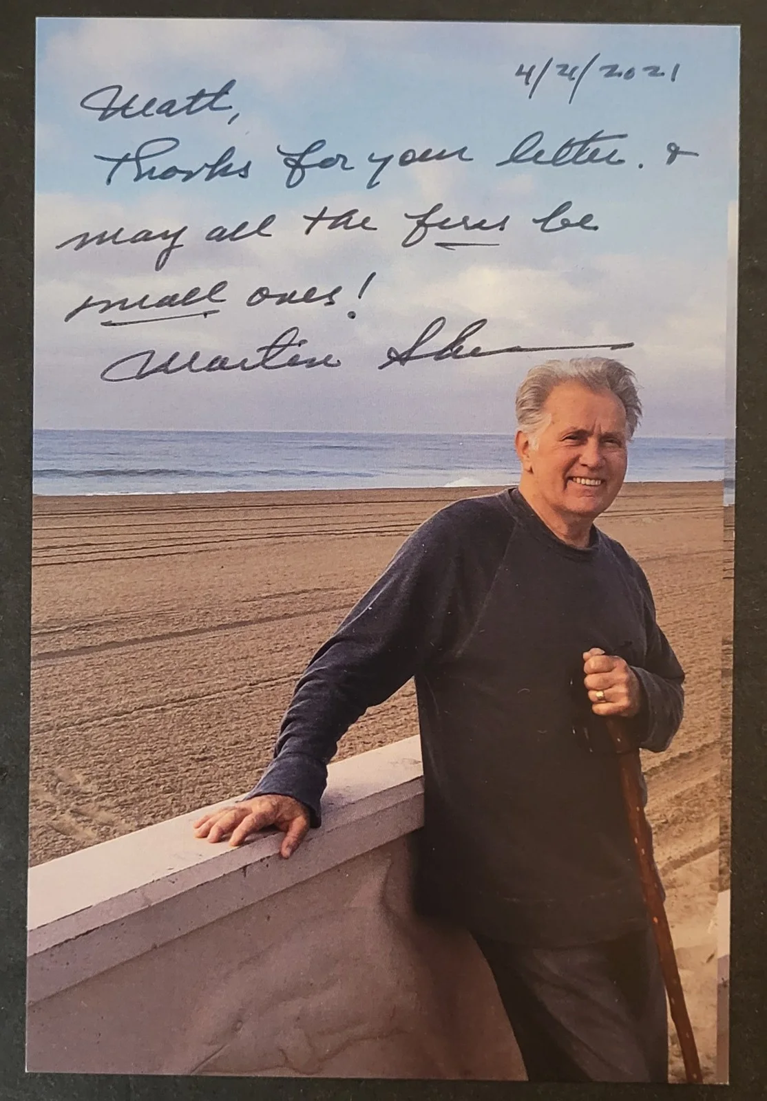Martin Sheen — Martin Sheen Actor Autographed Signed 4"x6" Photos - Lot of 2, image 2