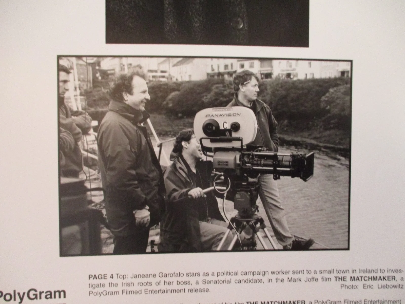 Mark Joffe/Janeane Garofalo("THE MATCHMAKER")1997 8 x 10 Black/White Press Photo, изображение 3