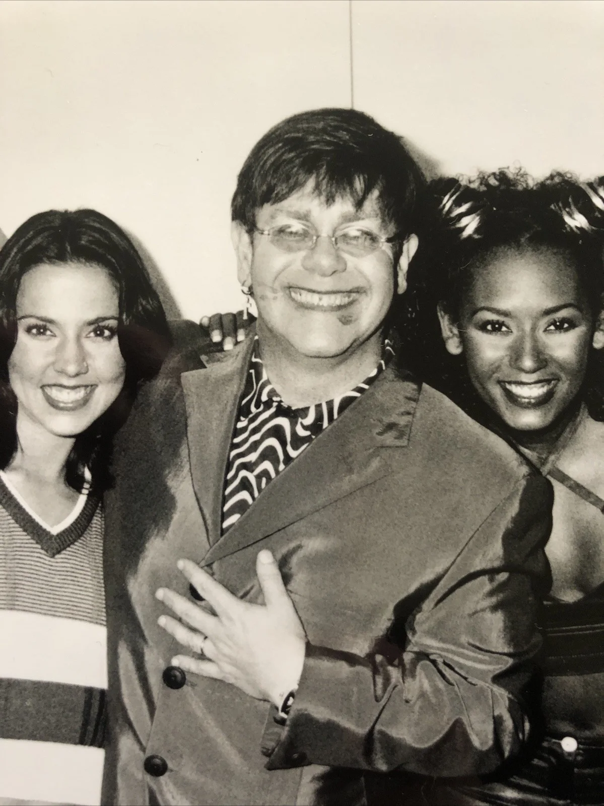 Cinema Press Pack Photograph Spice girls The Movie - Spice Girls With Elton John, изображение 3