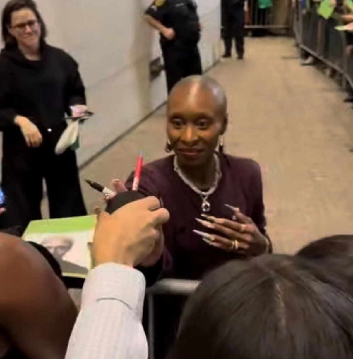 Cynthia Erivo — Cynthia Erivo Wicked Award Winning Actress 8x10 Photo Proof w/COA Rare Beauty !, изображение 5
