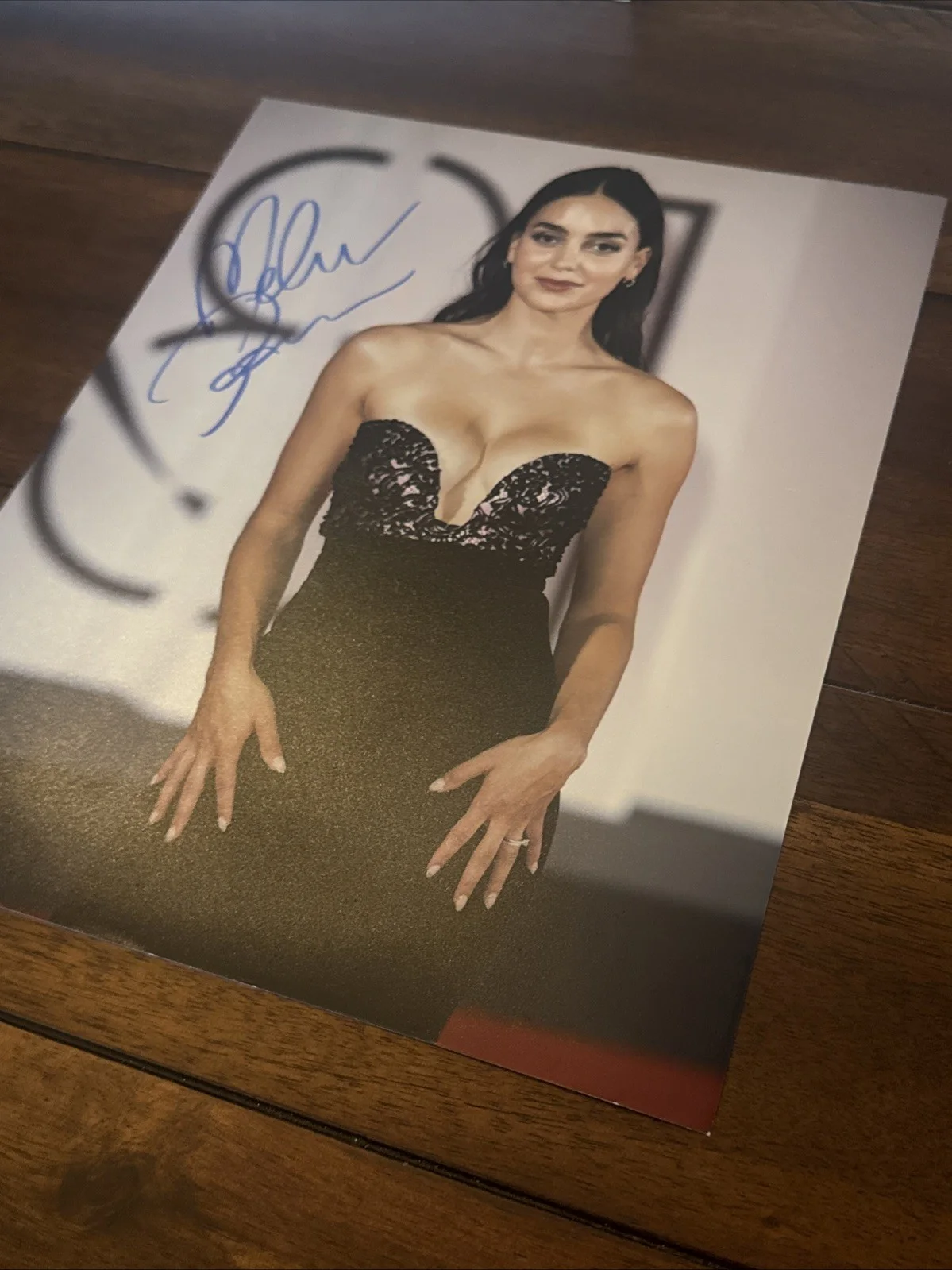 Melissa Barrera Gorgeous Actress Signed Autograph 8x10 SEXY Photo Hologram COA, изображение 2
