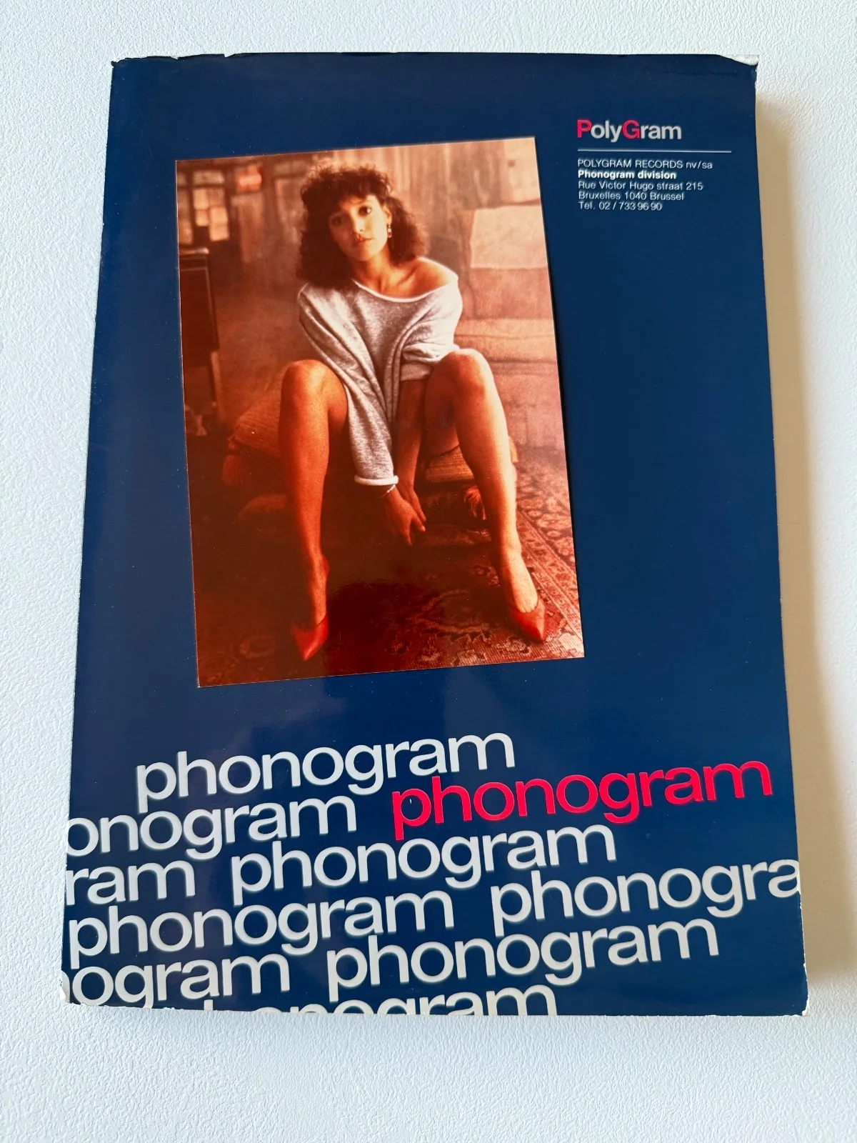 Flashdance 1983 Press Kit – Deauville Festival, Poster + 5 Photos, Original, изображение 2