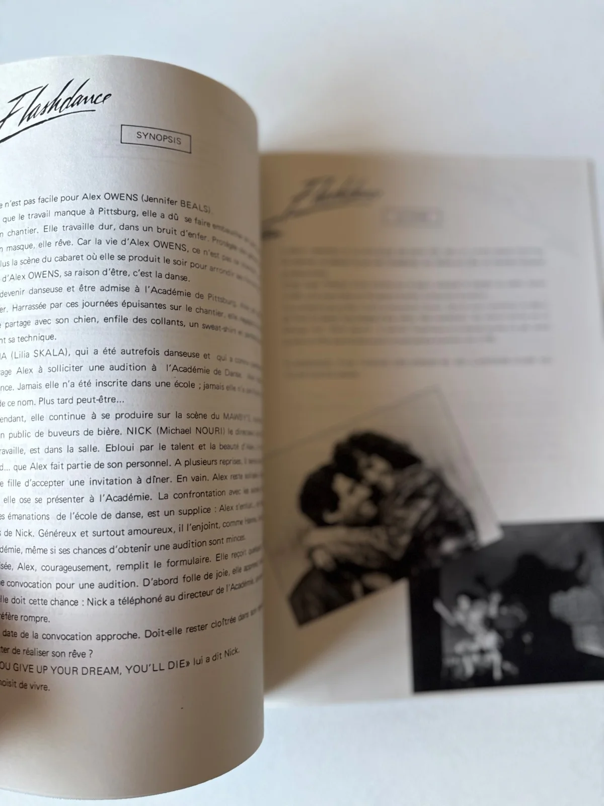 Flashdance 1983 Press Kit – Deauville Festival, Poster + 5 Photos, Original, изображение 5