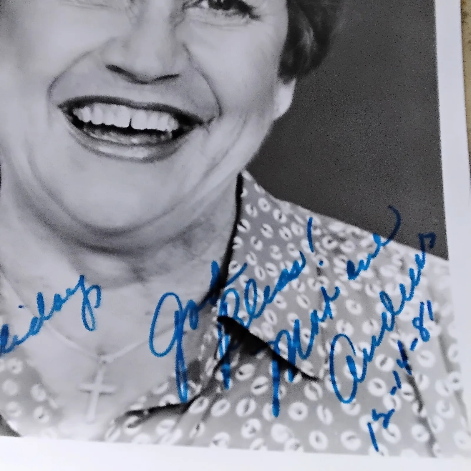 Maxene Andrews SIGNED 1981 Photo 40s Film Actress Singer Boogie Woogie Bugle Boy, изображение 3
