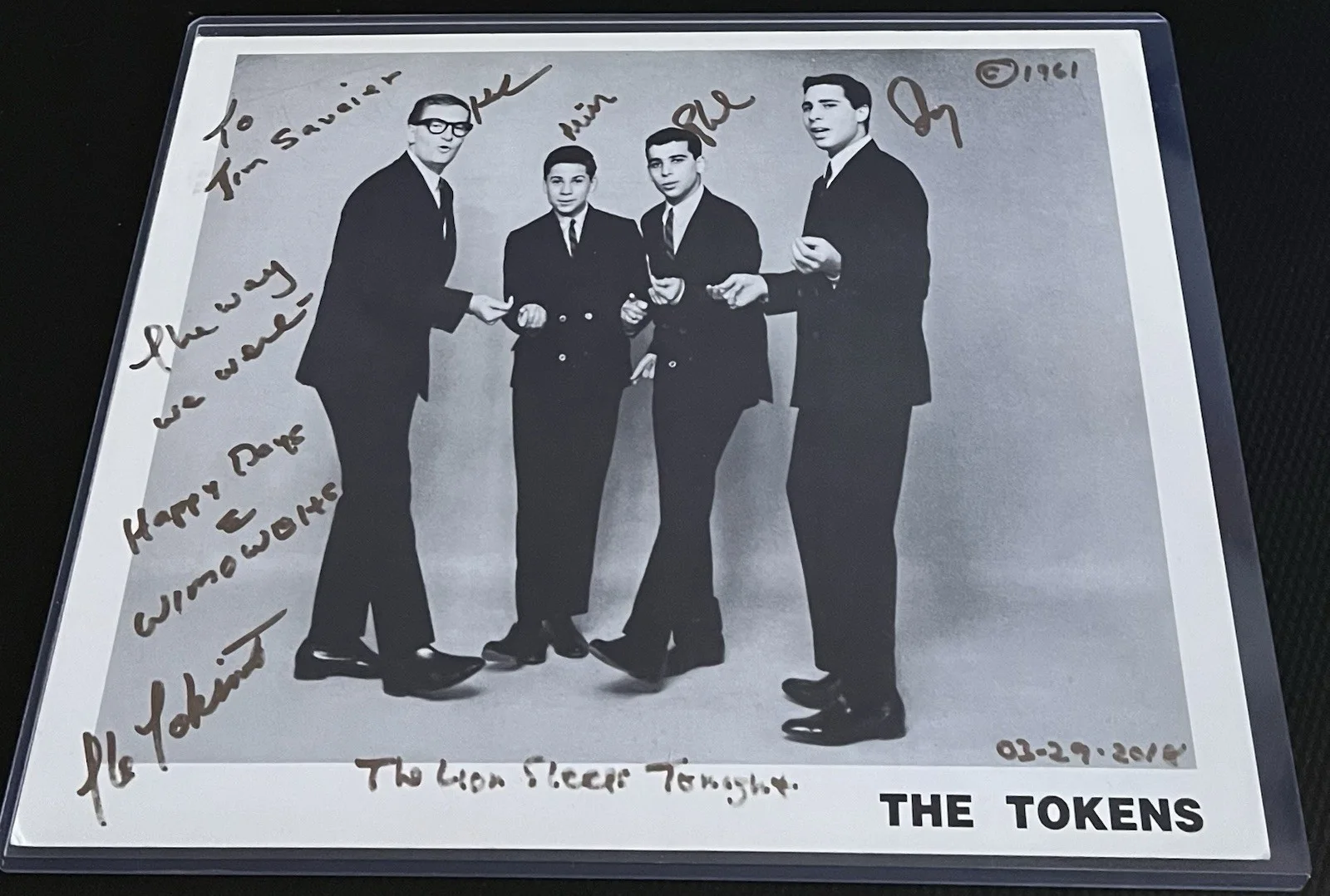 The Tokens Lion Sleeps Tonight Quad Signed 8x10 Photograph w/ COA & Top Loader, изображение 3