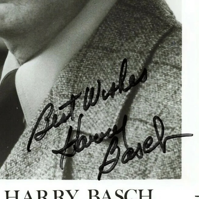 Harry Basch — Harry Basch Autographed Photo 8x10 Falcon Crest Hand Signed *P24a, изображение 2