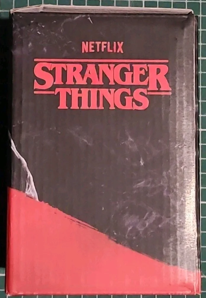 👍MIB👍 Stranger Things Mug & Socks Official Licensed Netflix New Box £14.99 RRP, изображение 2